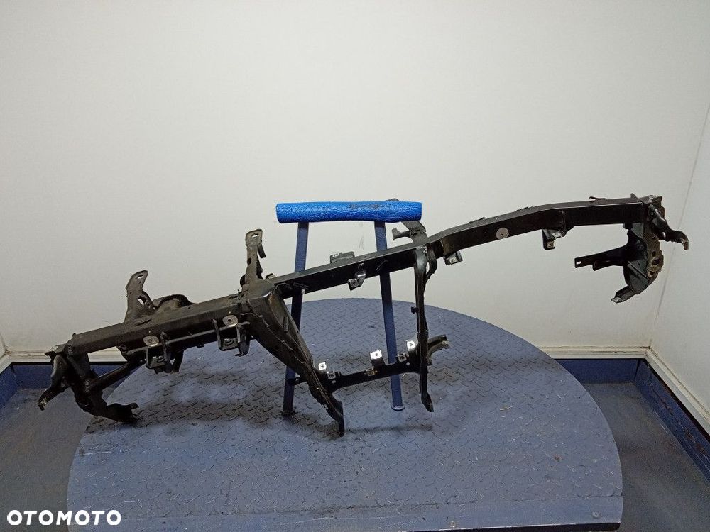 AUDI A7 C8 STELAŻ DESKI ROZDZIELCZEJ KONSOLI EU - 1