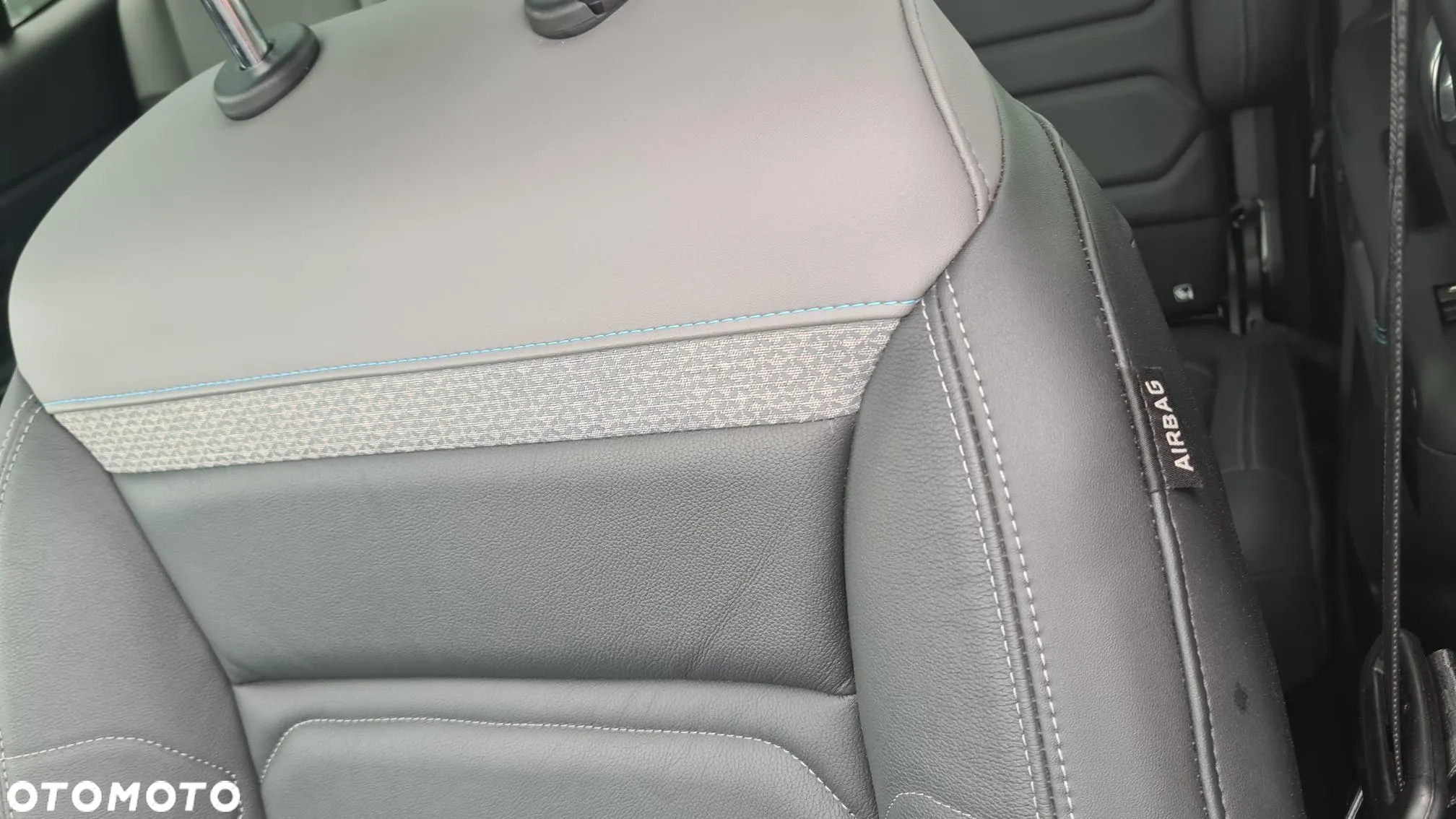 Citroën C5 Aircross 1.2 PureTech Shine Pack EAT8 - 29