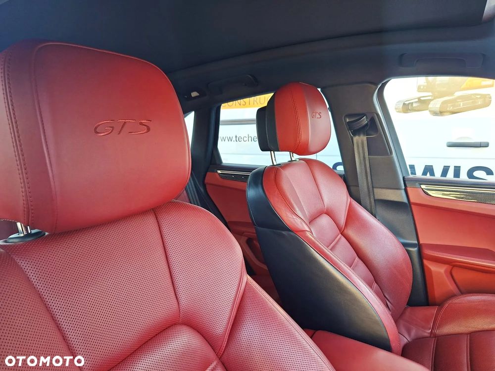 Porsche Macan GTS - 18