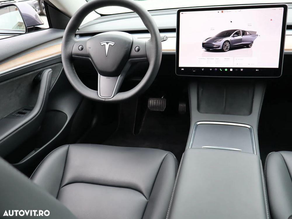 Tesla Model 3 AWD Long Range - 19