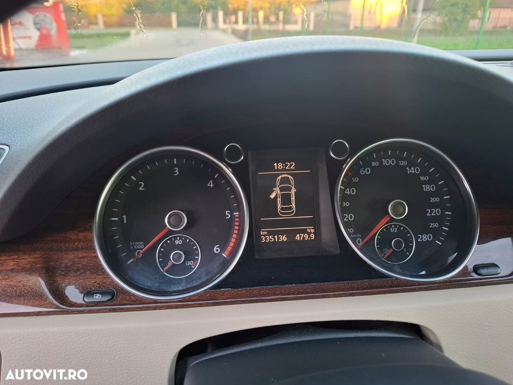 Volkswagen Passat 2.0 TDI BlueMotion Tehnology 4Motion Highline DSG - 11