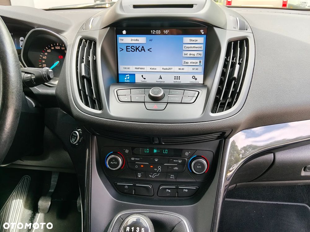 Ford Kuga 2.0 TDCi 2x4 Titanium - 17