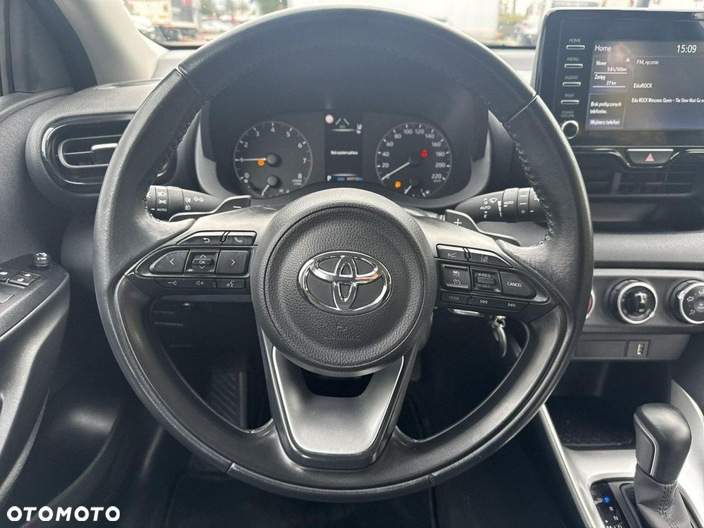 Toyota Yaris - 25
