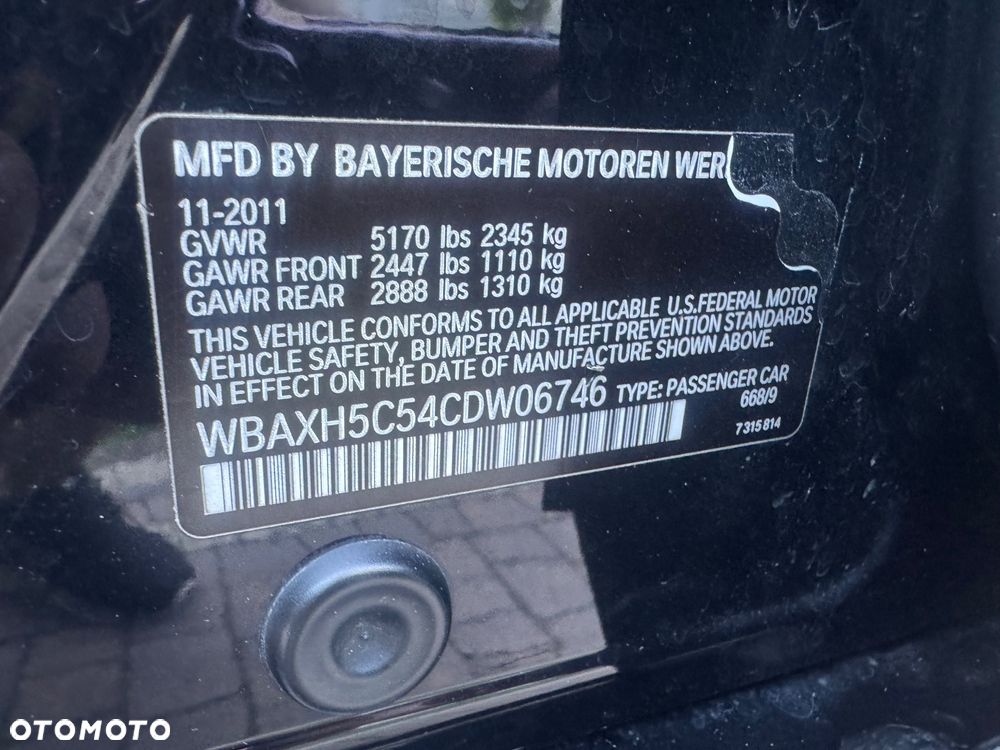 BMW Seria 5 528i xDrive - 37