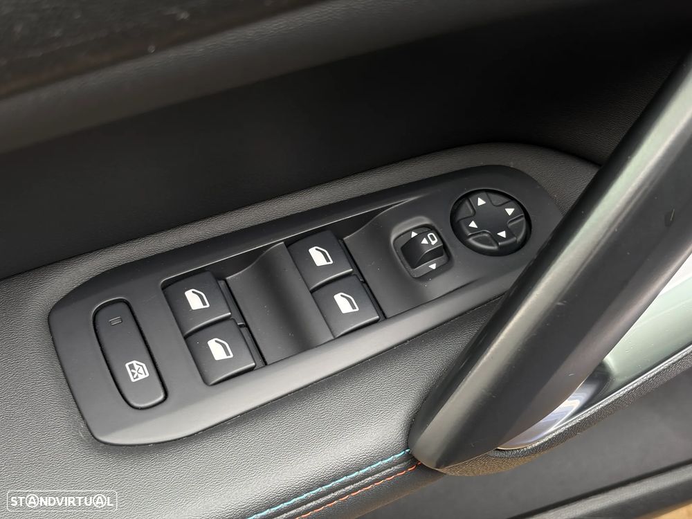 Peugeot 308 PureTech 130 GPF EAT8 Stop & Start Tech Edition - 30