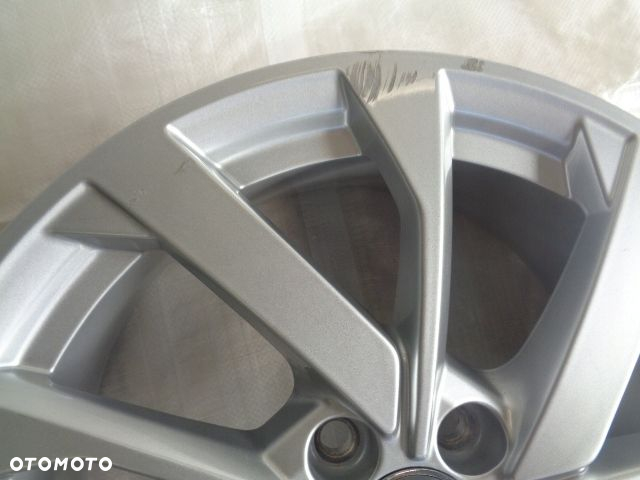 4X FELGI 16" AUDI A1 5X100 ET40 6,5J - 7