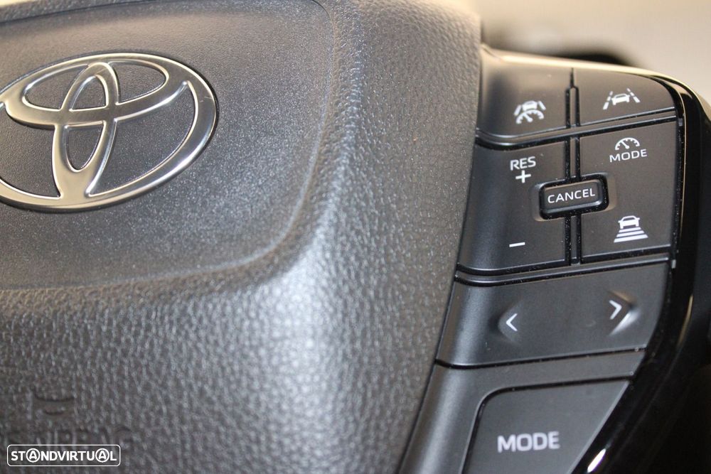 Toyota bZ4X 71,4 kWh Exclusive - 13