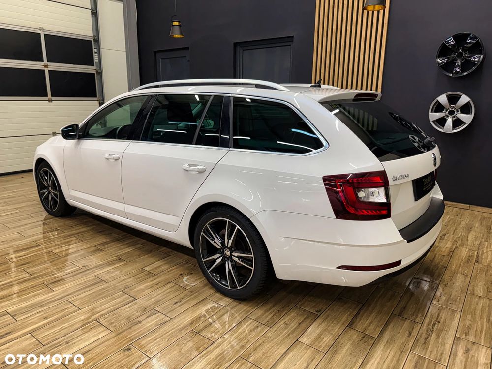 Skoda Octavia 2.0 TDI DSG Style - 10