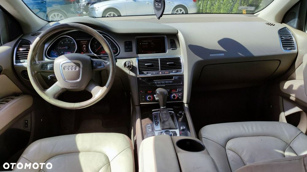 Audi Q7 - 5