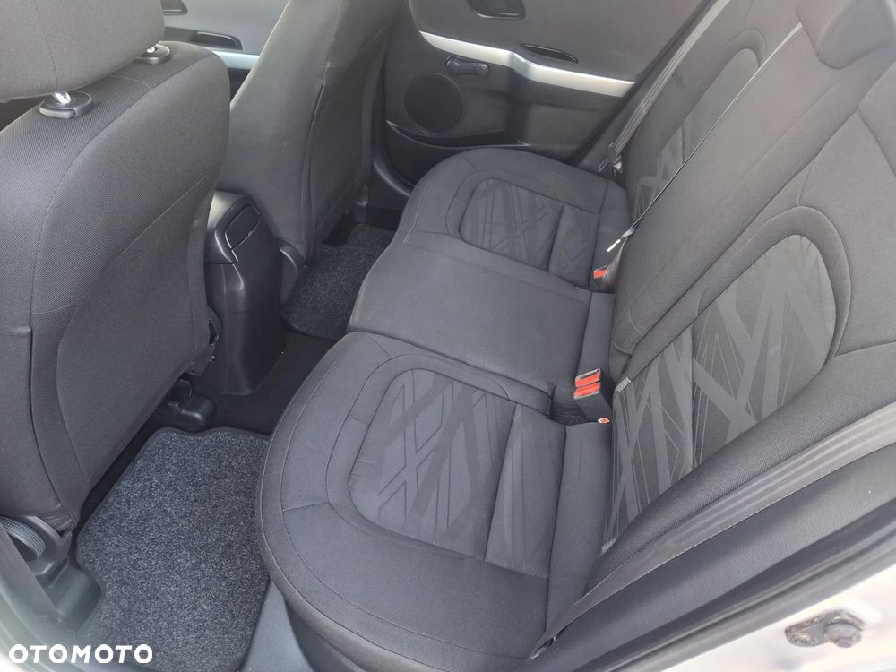 Kia Ceed 1.4 CVVT Dream Team Edition - 18