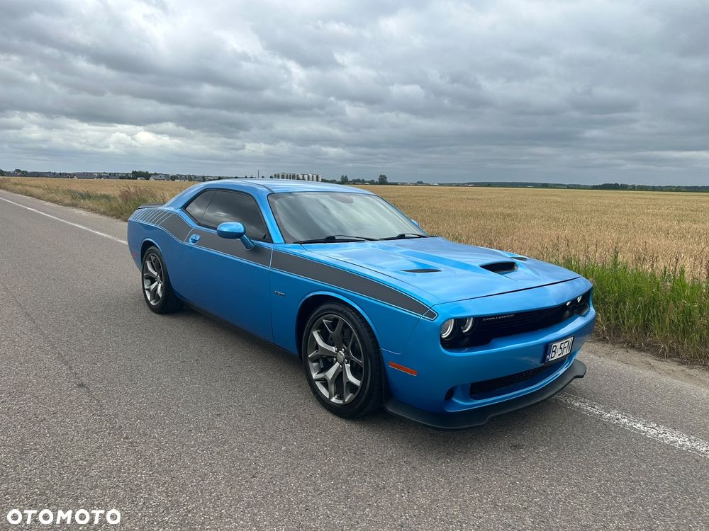 Dodge Challenger - 5