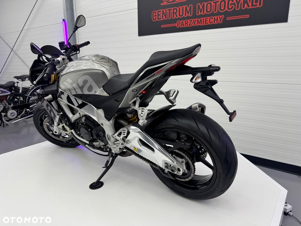 Aprilia Tuono - 7