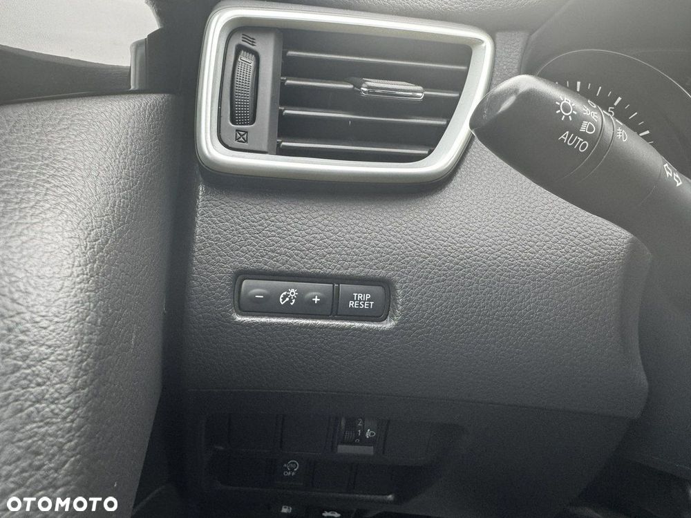 Nissan Qashqai 1.3 DIG-T Tekna - 22