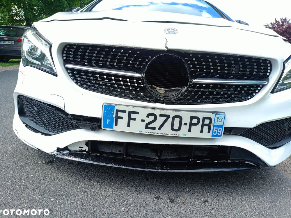 Mercedes-Benz CLA 200 7G-DCT AMG Line - 6
