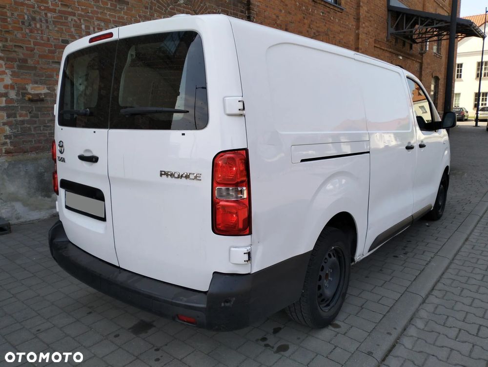 Toyota PROACE - 4