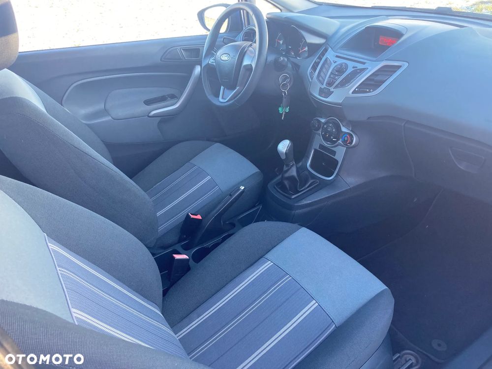 Ford Fiesta 1.25 Champions Edition - 16