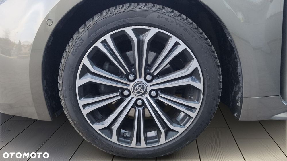 Toyota Corolla 2.0 Hybrid Comfort - 18