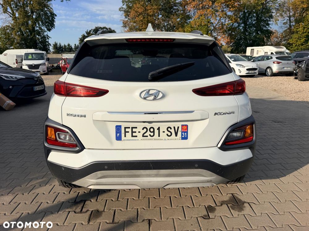 Hyundai Kona - 11