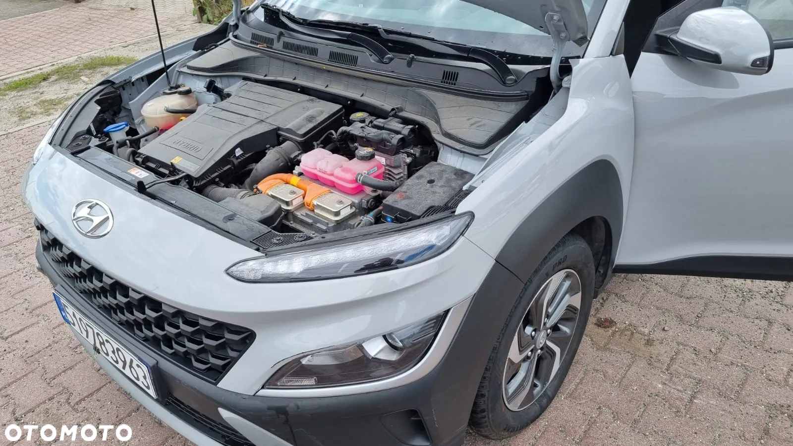 Hyundai Kona 1.6 GDI Hybrid Comfort DCT - 32