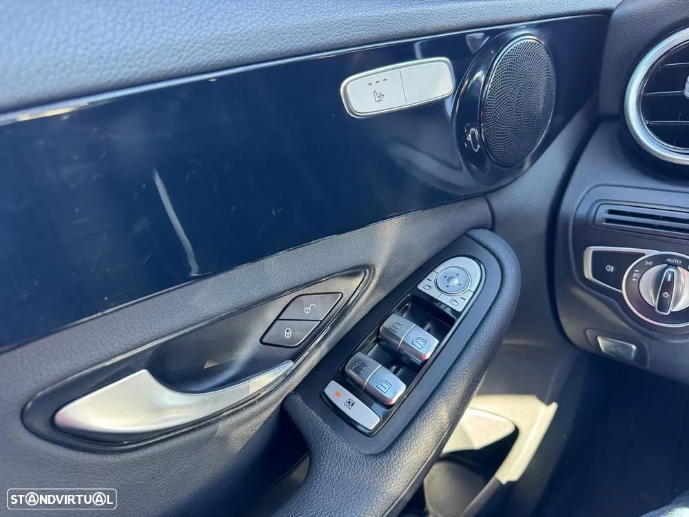 Mercedes-Benz C 200 - 38