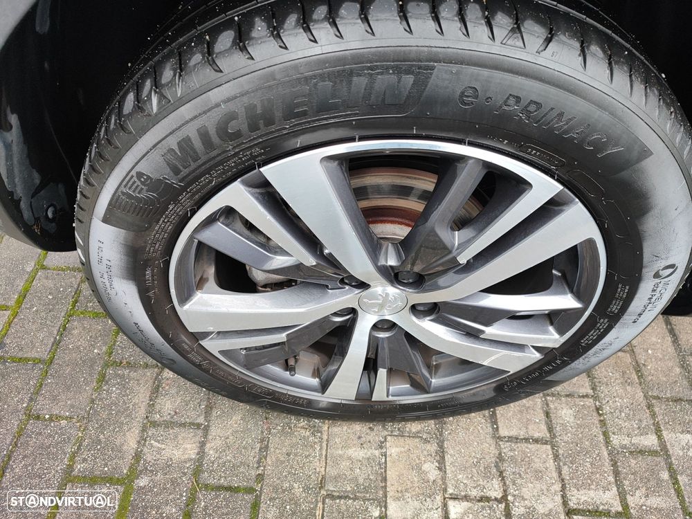 Peugeot 3008 1.5 BlueHDi Allure Pack EAT8 - 7