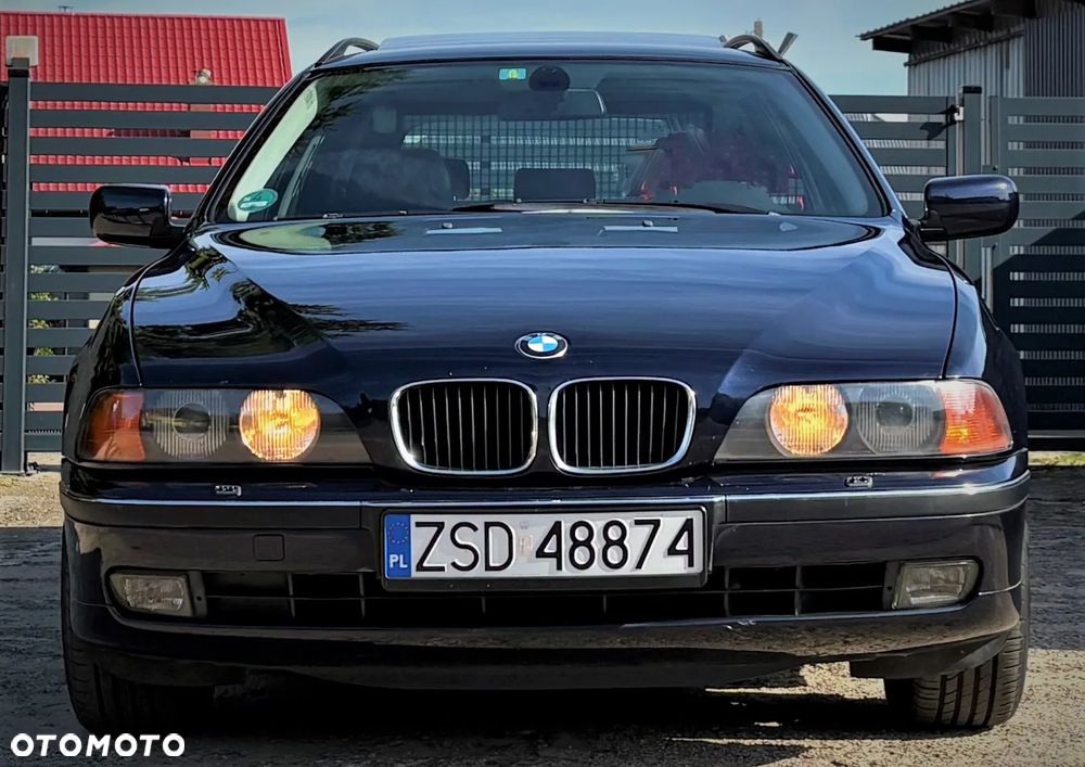 BMW Seria 5 523i - 1