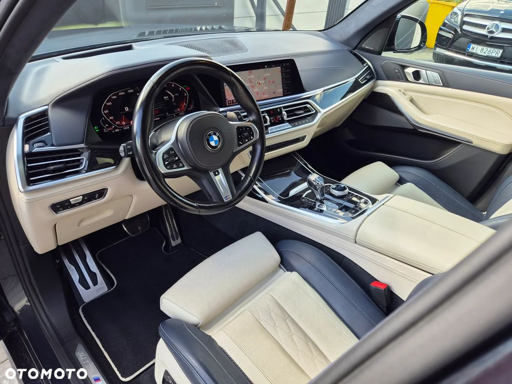 BMW X7 M50d sport - 12