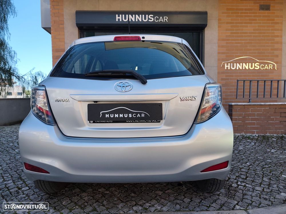 Toyota Yaris 1.0 VVT-i Comfort +PS Style +P.Techno - 17