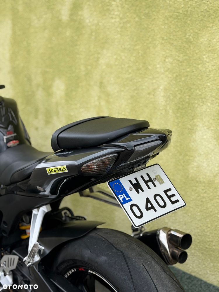 Suzuki GSX-R - 20