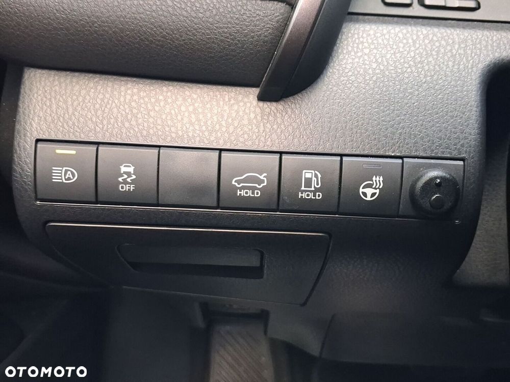 Toyota Camry 2.5 Hybrid Executive CVT - 29