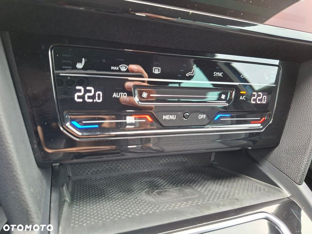 Volkswagen Passat - 22