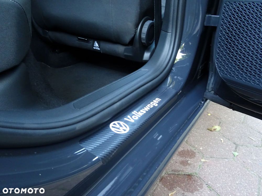 Volkswagen Golf VIII 2.0 TDI Life - 16