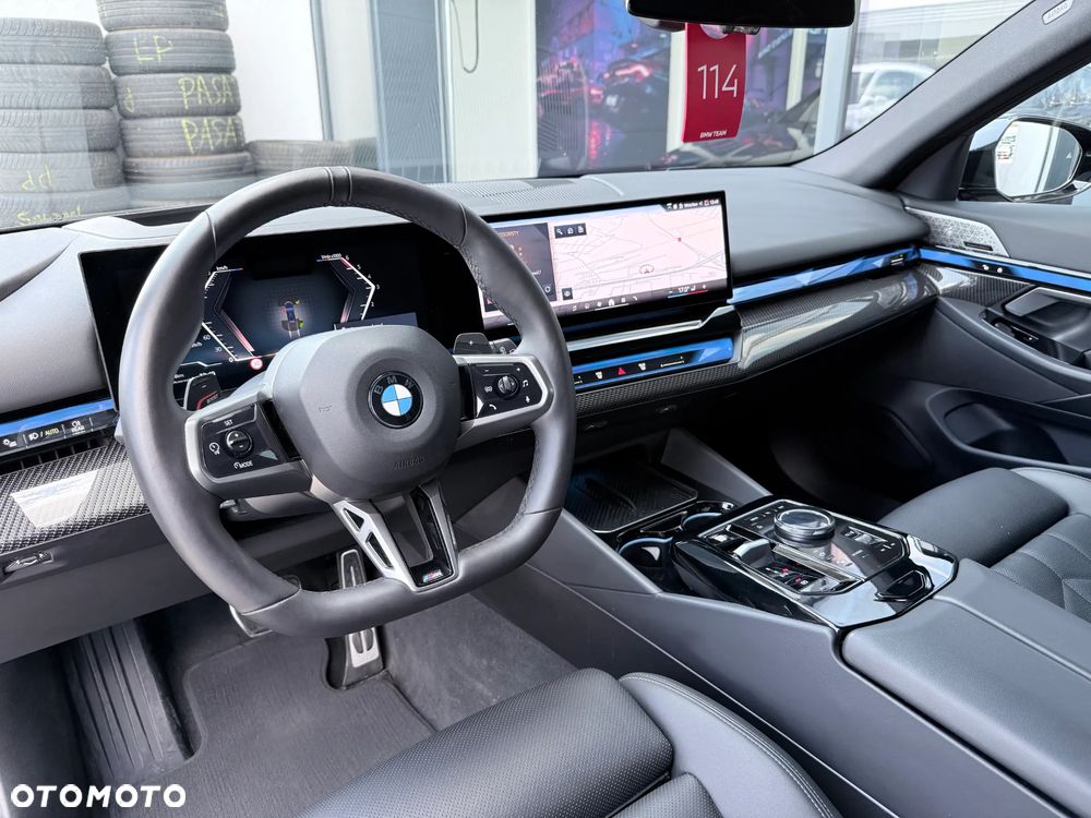 BMW Seria 5 540d xDrive - 25