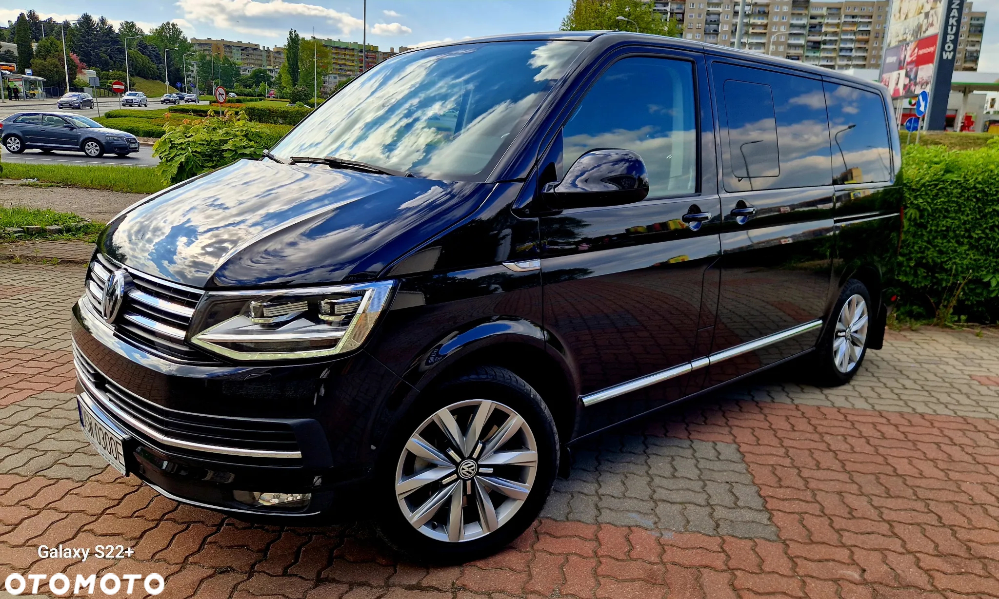 Volkswagen Multivan 2.0 BiTDI L1 Highline DSG - 2