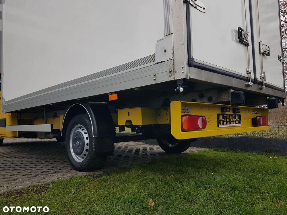 Renault MASTER KONTENER 8EP 4,21x2,23x2,22 KLIMA MANUAL KRAJOWY 6-BIEGÓW - 23