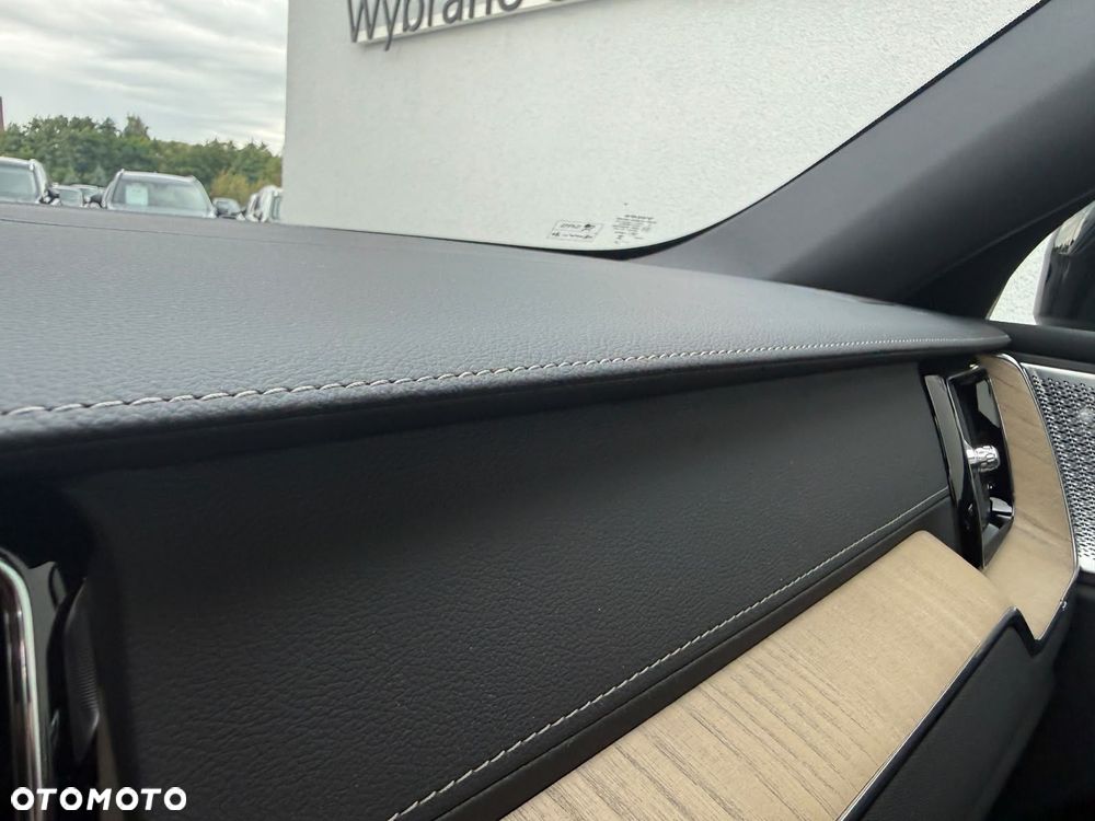 Volvo XC 60 - 33