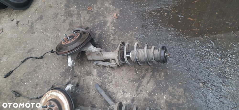 SERWO HAMULCA  - OPEL ASTRA J - 13338058 Astra j 1.4 turbo MacPherson 13354024 13354028 Amortyzator zwrotnica piasta  Kompletna noga - 9