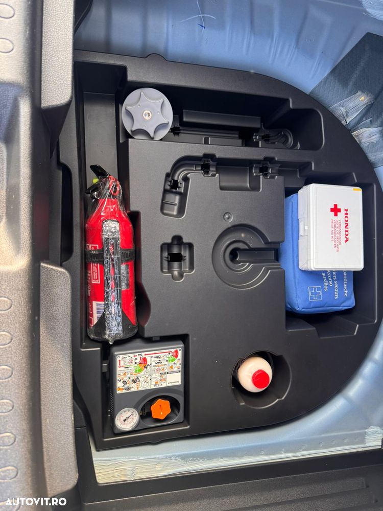 Nissan Juke 1.6 CVT Acenta - 26