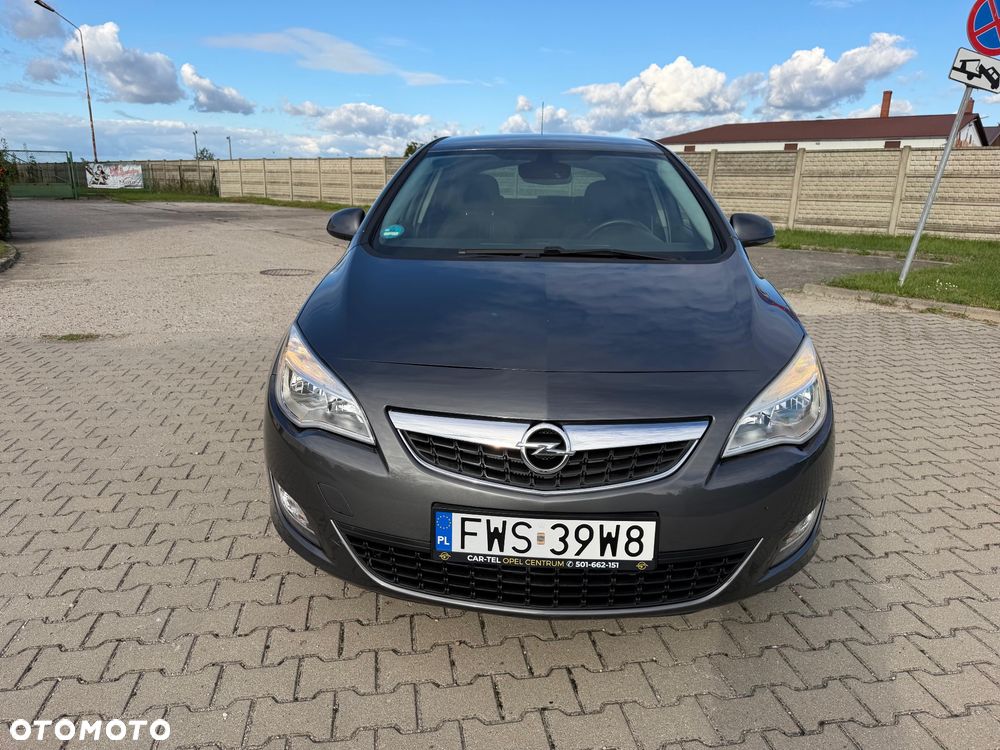 Opel Astra 1.4 Turbo ecoFLEX Start/Stop 150 Jahre - 10