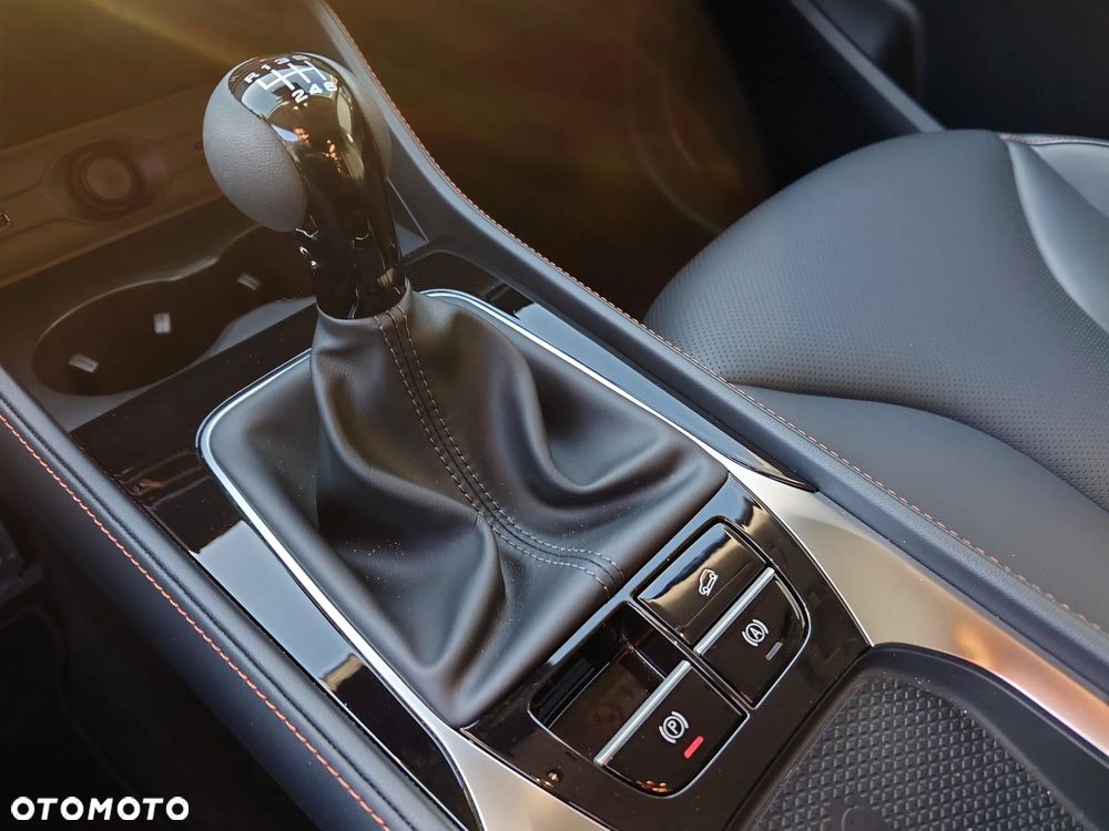 MG HS 1.5 T-GDI Exclusive - 15