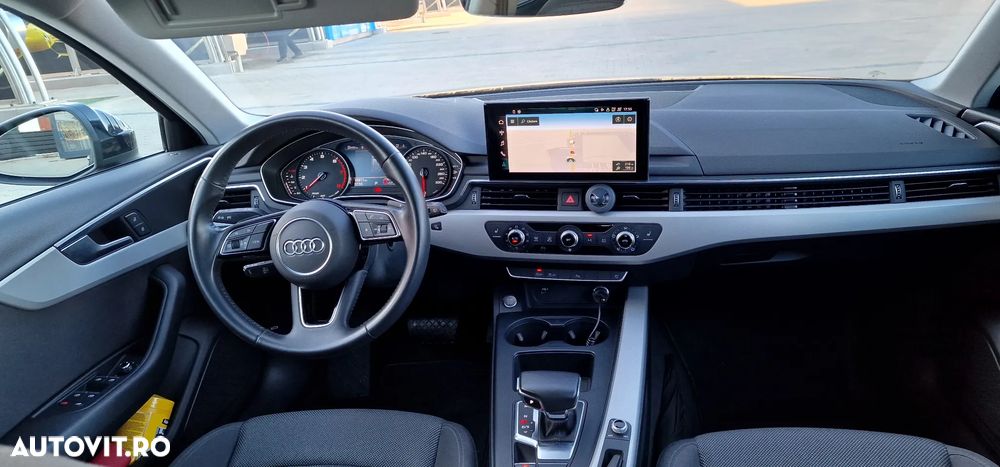 Audi A4 Avant 2.0 35 TFSI S tronic MHEV Basic - 3