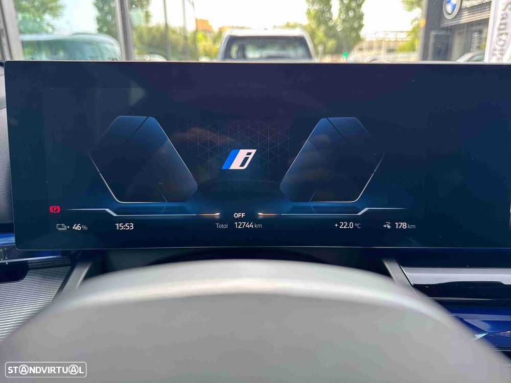BMW i5 eDrive40 Edição Desportiva M - 2