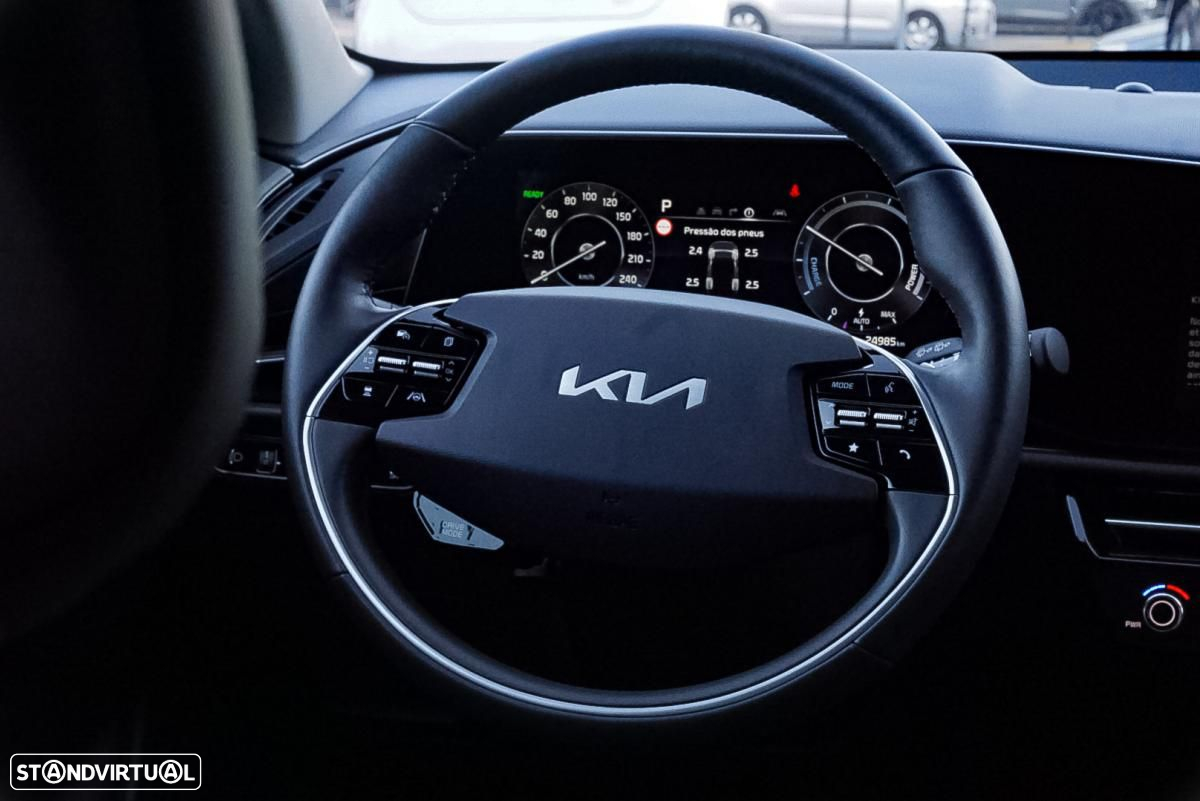 Kia Niro EV 64kWh Drive - 50