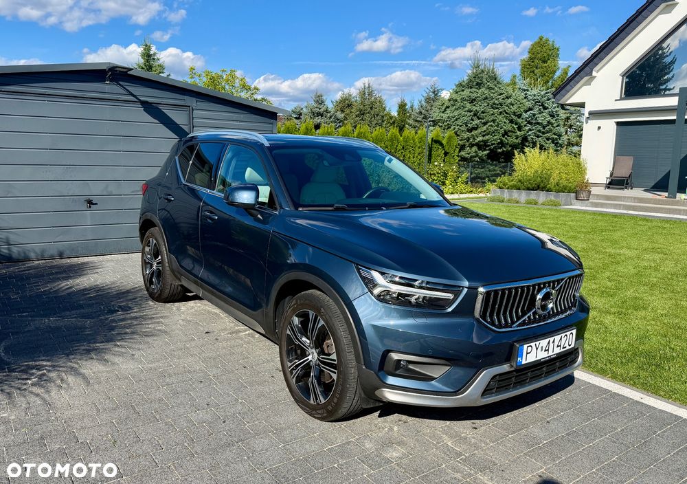 Volvo XC 40 B4 B AWD Inscription - 3
