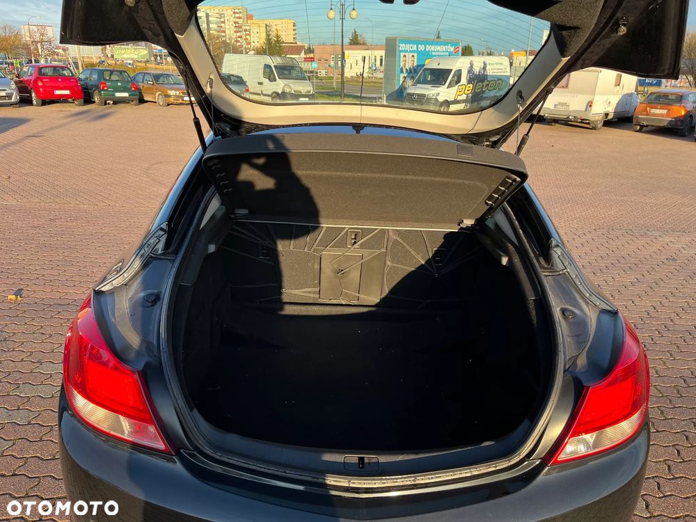 Opel Insignia - 8