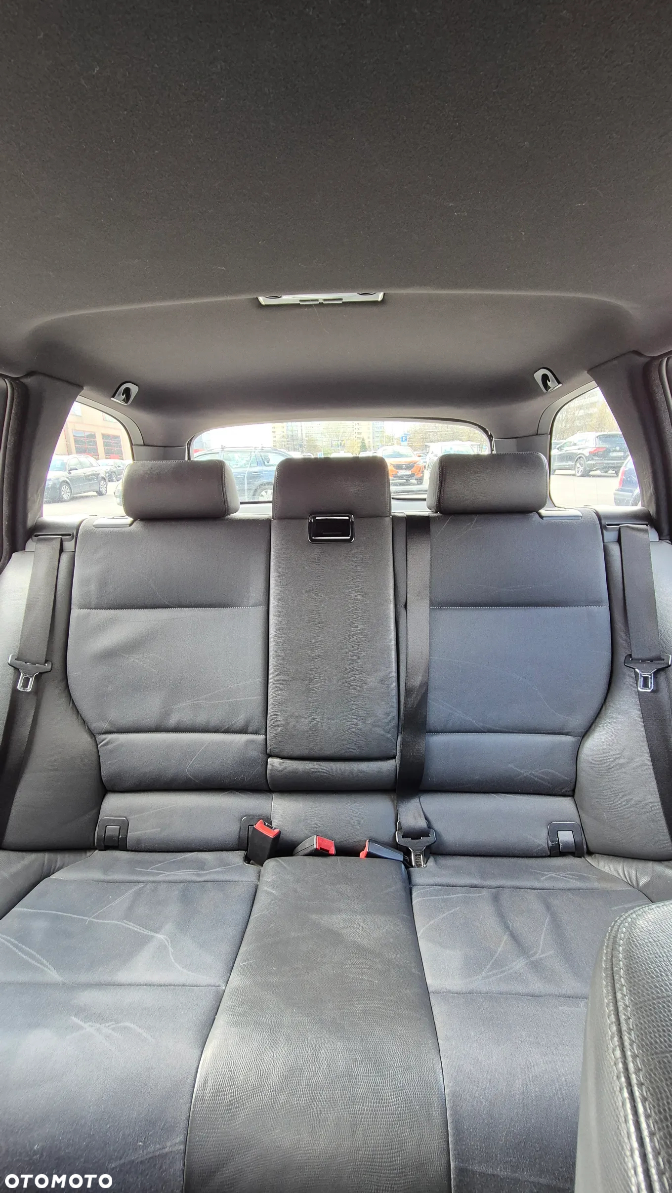 BMW Seria 3 330d Touring - 11