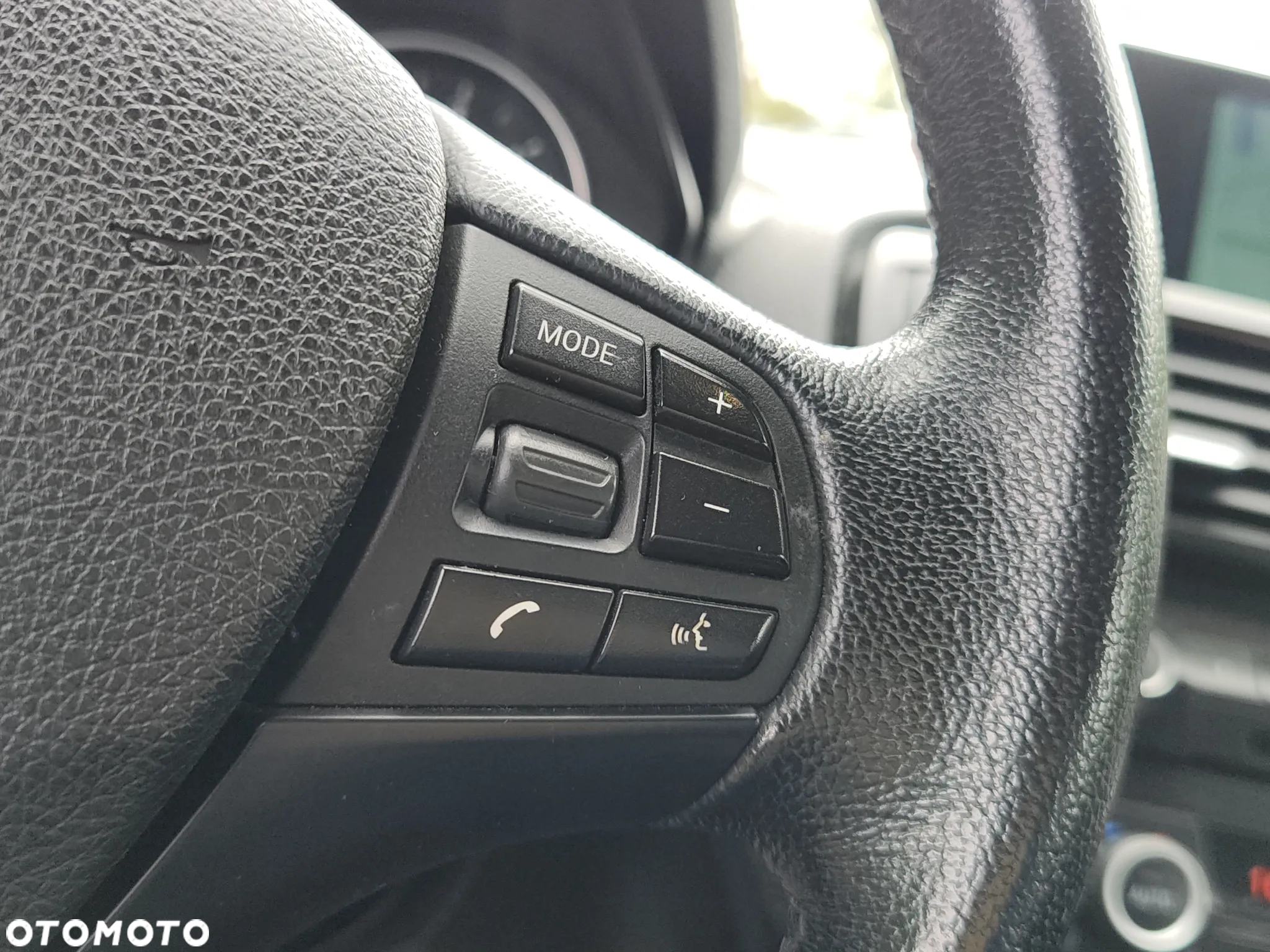 BMW Seria 1 116d - 21