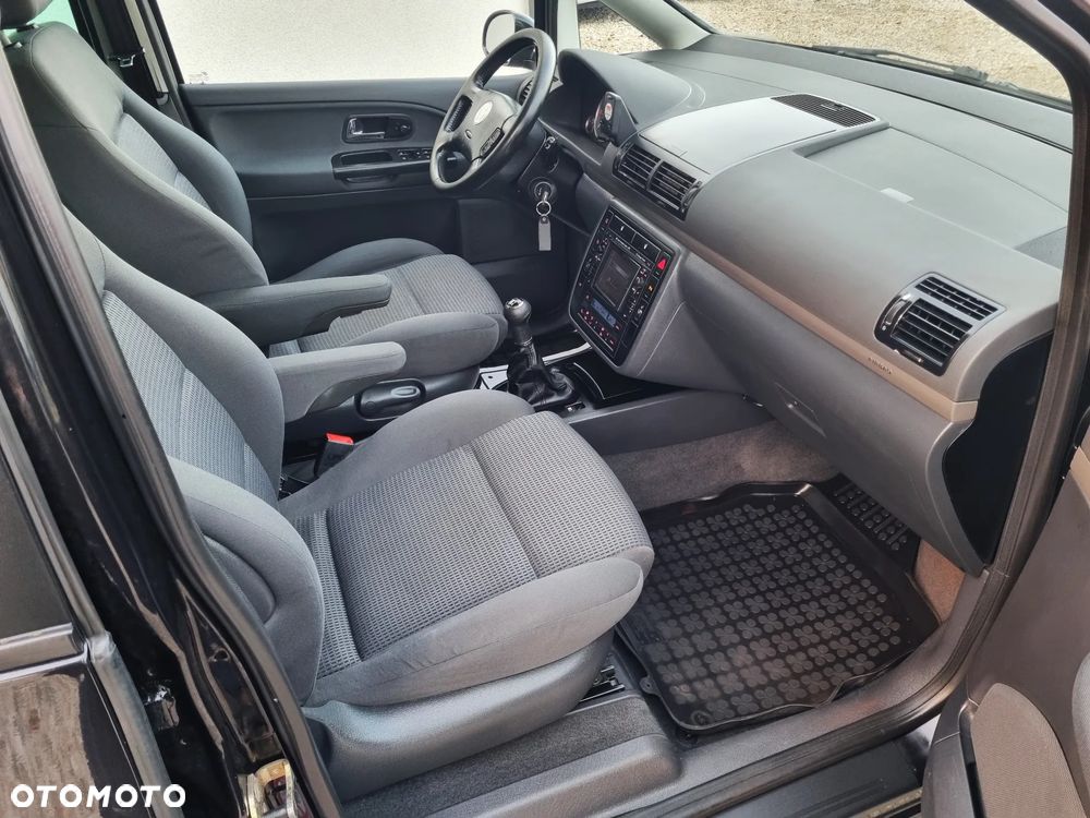 Volkswagen Sharan 1.9 TDI Comfortline Family - 10