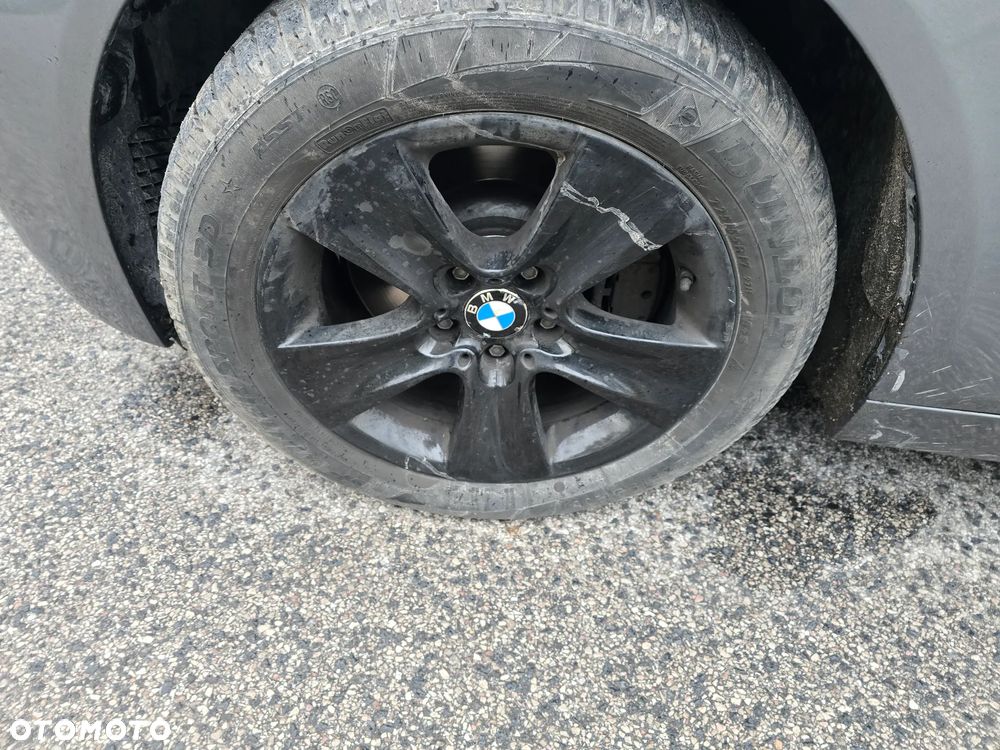 BMW Seria 5 525d xDrive Sport-Aut - 27