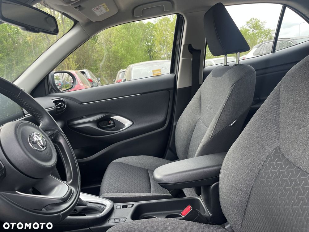 Toyota Yaris Cross Hybrid 1.5 Comfort - 17